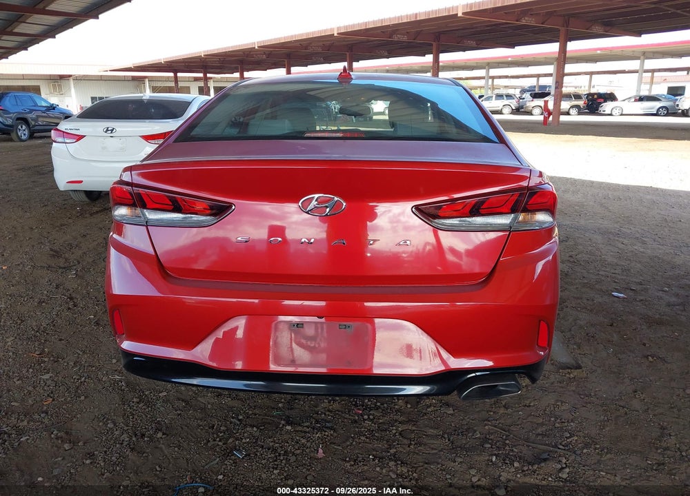 2018 HYUNDAI SONATA VIN: 5NPE34AF0JH657120