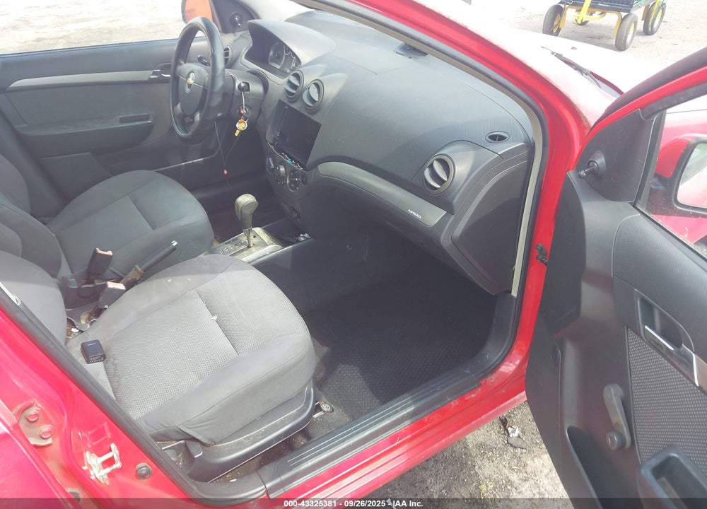 2007 CHEVROLET AVEO LS VIN: KL1TD56697B189103