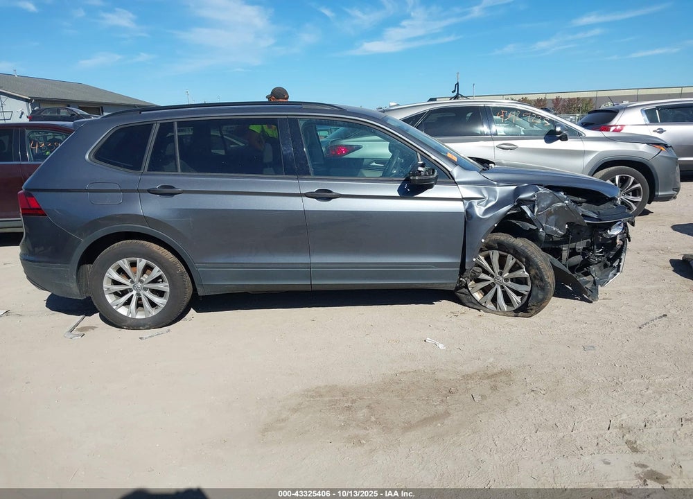 2020 VOLKSWAGEN TIGUAN 2.0T S VIN: 3VV0B7AX1LM178419