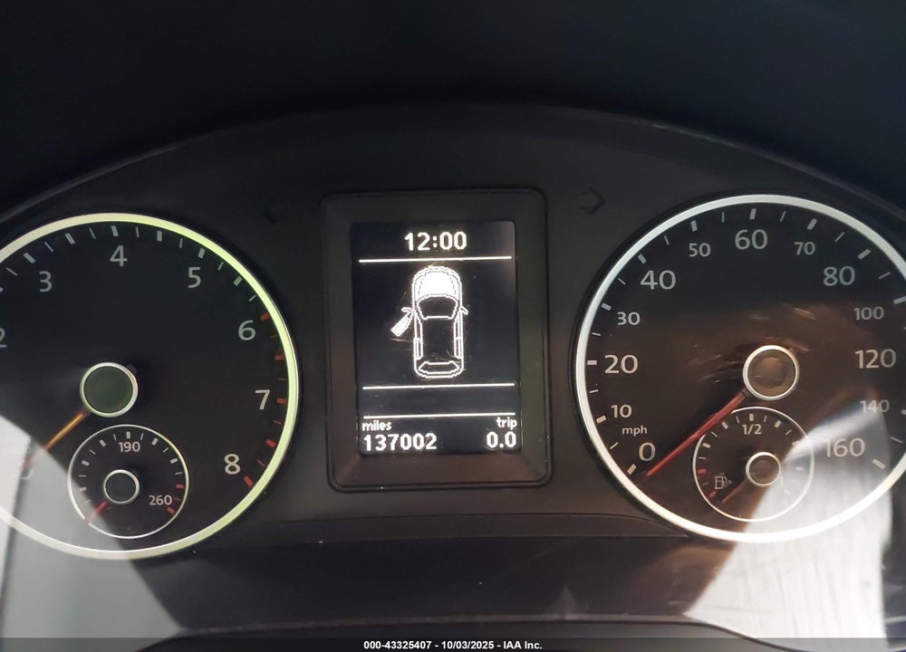 2012 VOLKSWAGEN TIGUAN VIN: WVGBV7AX1CW607892