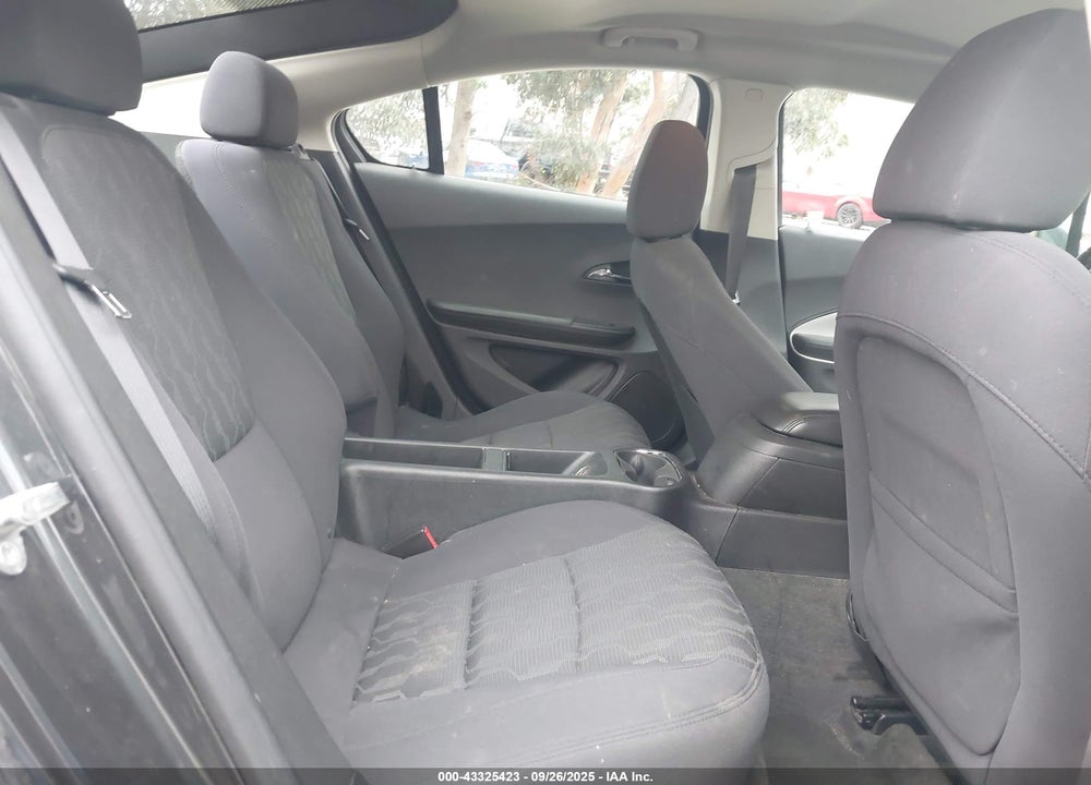 2014 CHEVROLET VOLT VIN: 1G1RE6E45EU167244