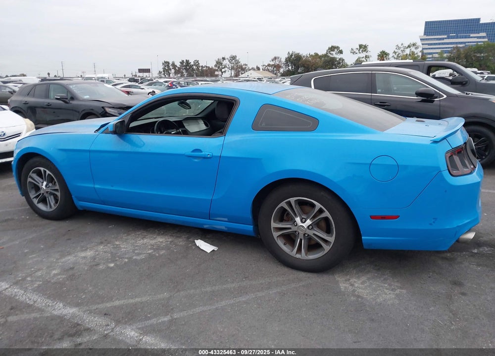 2014 FORD MUSTANG V6 PREMIUM VIN: 1ZVBP8AM0E5201148