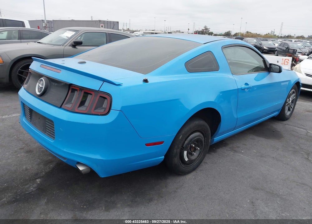 2014 FORD MUSTANG V6 PREMIUM VIN: 1ZVBP8AM0E5201148