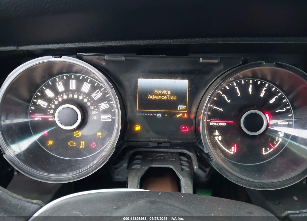 2014 FORD MUSTANG V6 PREMIUM VIN: 1ZVBP8AM0E5201148