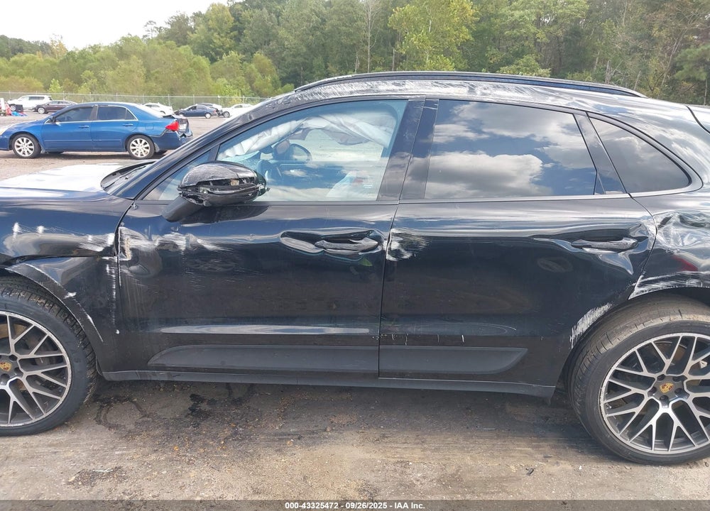 2019 PORSCHE MACAN VIN: WP1AA2A55KLB01378