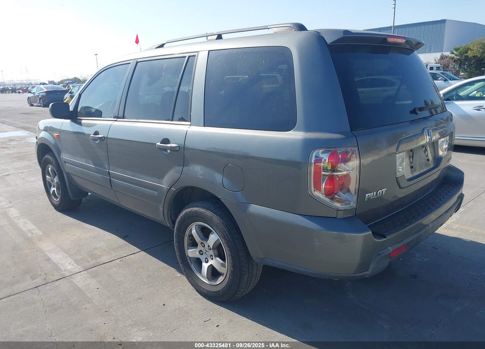 2008 HONDA PILOT VIN: 5FNYF18508B012864