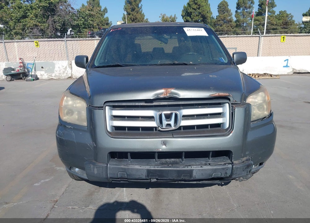 2008 HONDA PILOT VIN: 5FNYF18508B012864