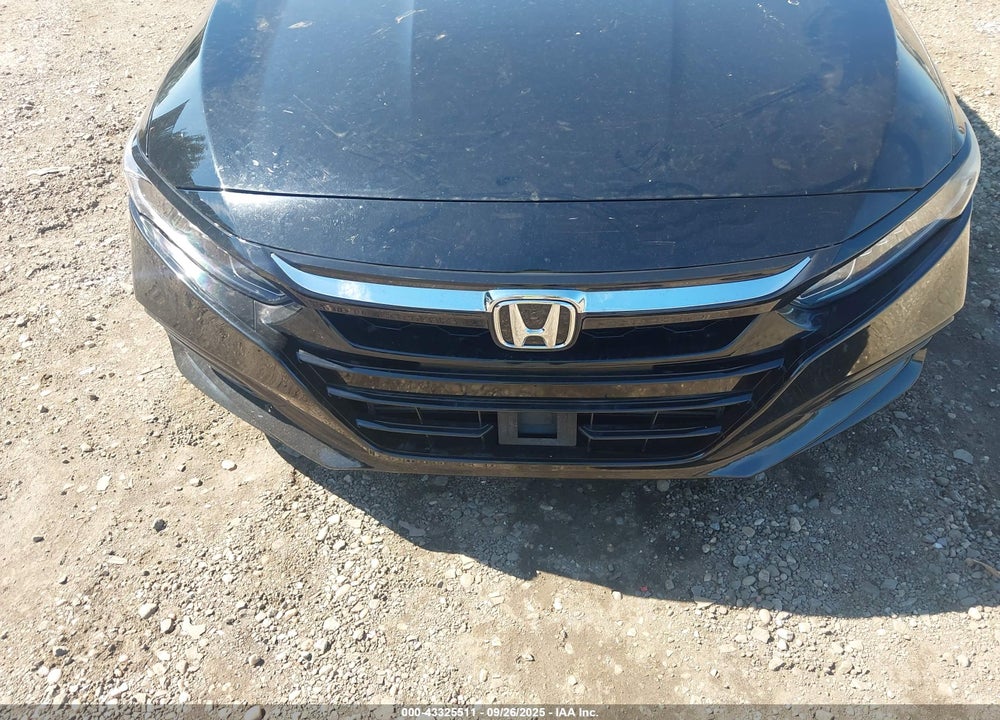 2019 HONDA ACCORD VIN: 1HGCV1F37KA070664