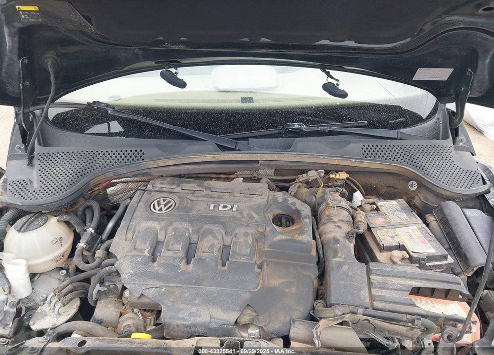 2015 VOLKSWAGEN BEETLE VIN: 3VW5A7ATXFM809061