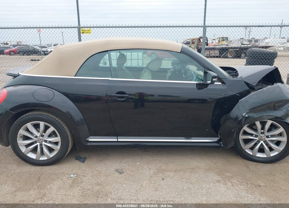 2015 VOLKSWAGEN BEETLE VIN: 3VW5A7ATXFM809061