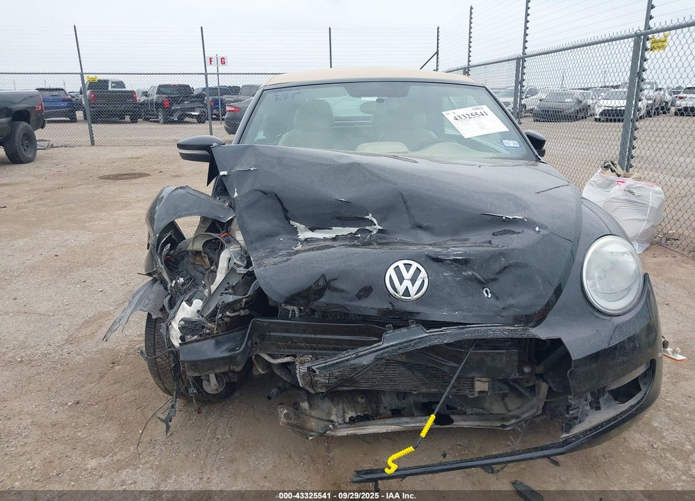 2015 VOLKSWAGEN BEETLE VIN: 3VW5A7ATXFM809061