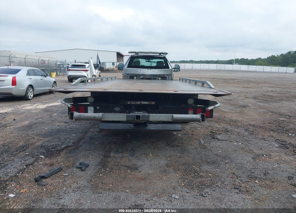 2020 FORD F-550 CHASSIS XL VIN: 1FDUF5GN0LEE10783