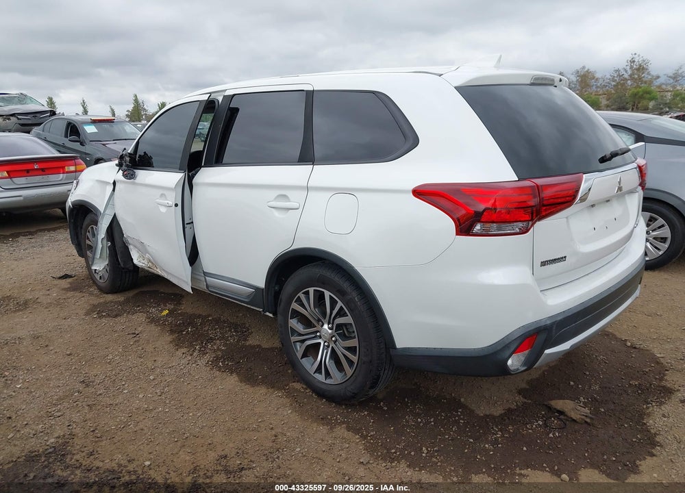 2017 MITSUBISHI OUTLANDER VIN: JA4AD2A37HZ068195