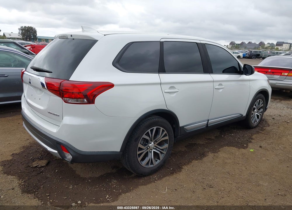 2017 MITSUBISHI OUTLANDER VIN: JA4AD2A37HZ068195