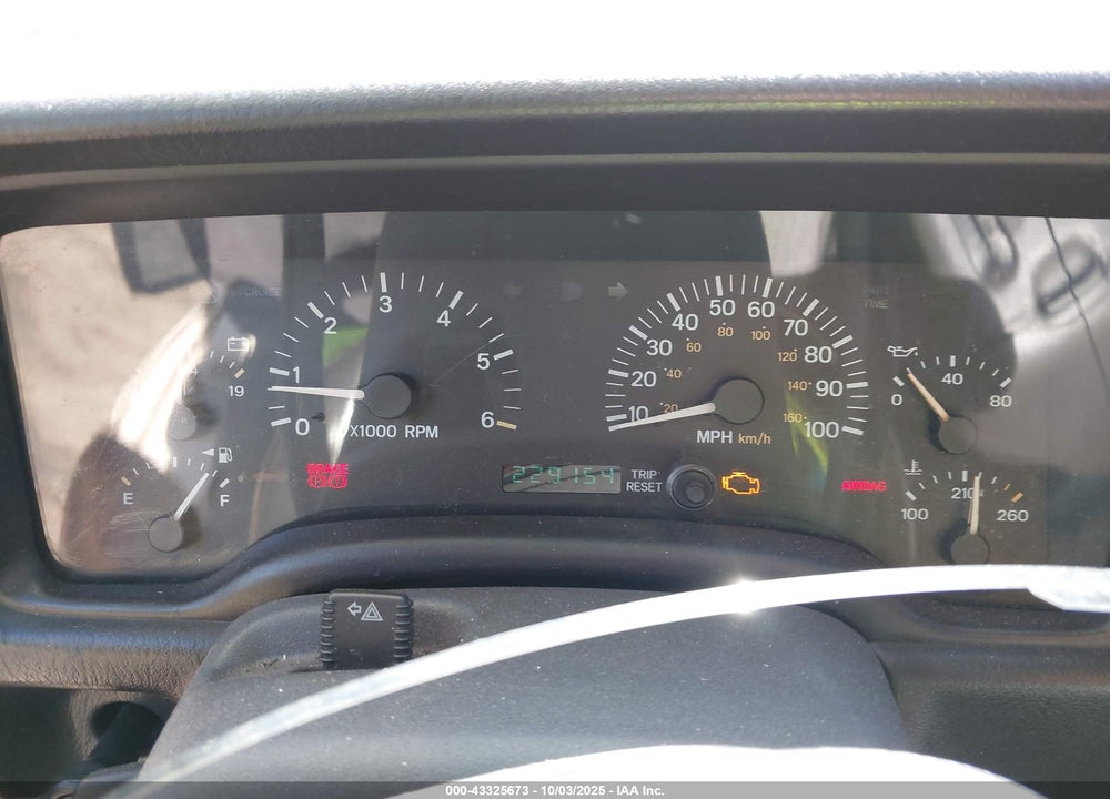 2000 JEEP CHEROKEE SPORT VIN: 1J4FF48S4YL109149