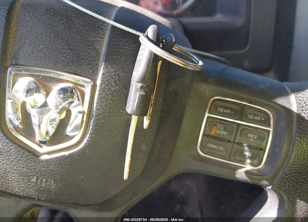 2015 RAM 1500 EXPRESS VIN: 1C6RR6FG5FS505072