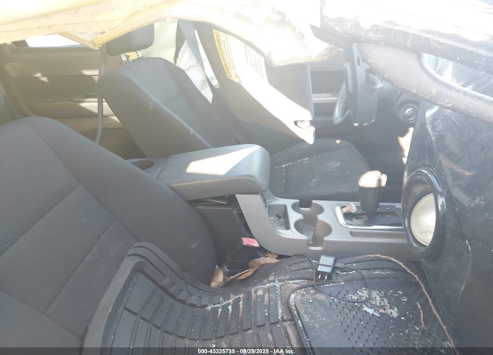 2009 FORD ESCAPE XLT VIN: 1FMCU93759KB78921
