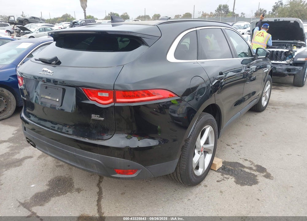 2019 JAGUAR F-PACE VIN: SADCJ2FN5KA361623