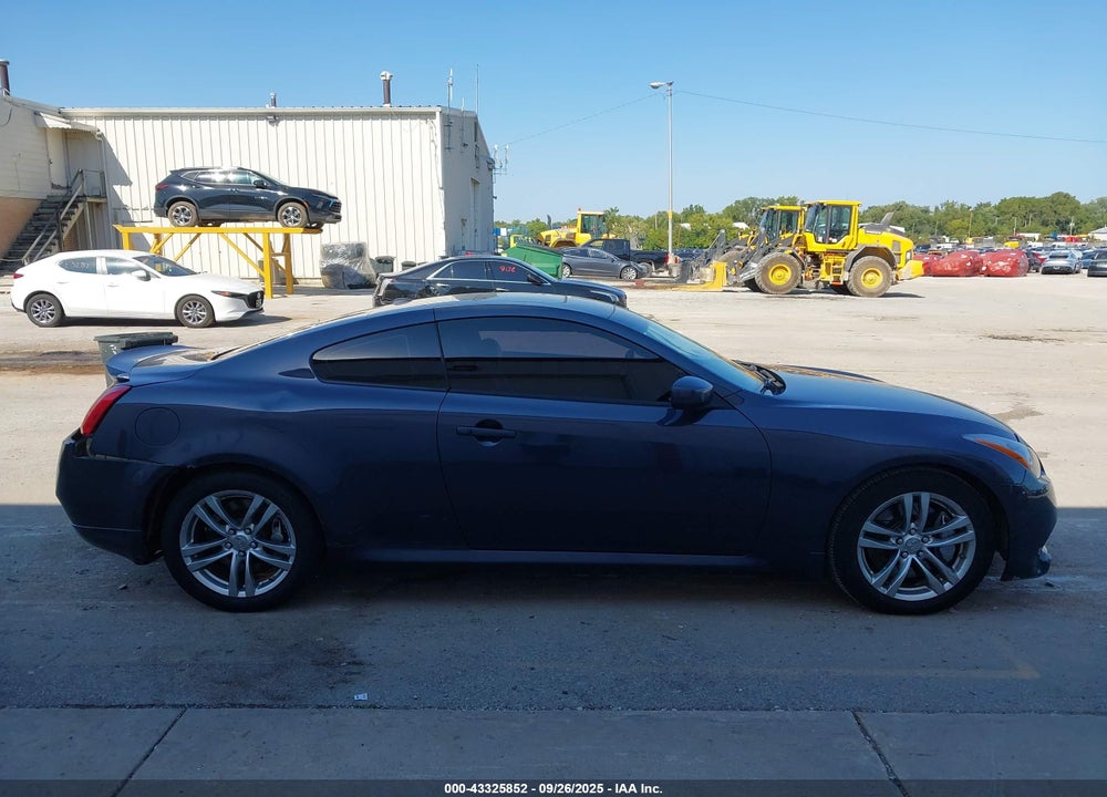 2008 INFINITI G37 VIN: JNKCV64E78M118685