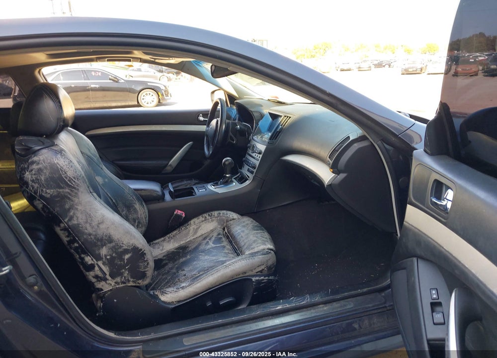 2008 INFINITI G37 VIN: JNKCV64E78M118685