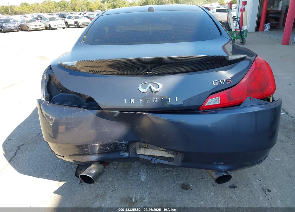 2008 INFINITI G37 VIN: JNKCV64E78M118685