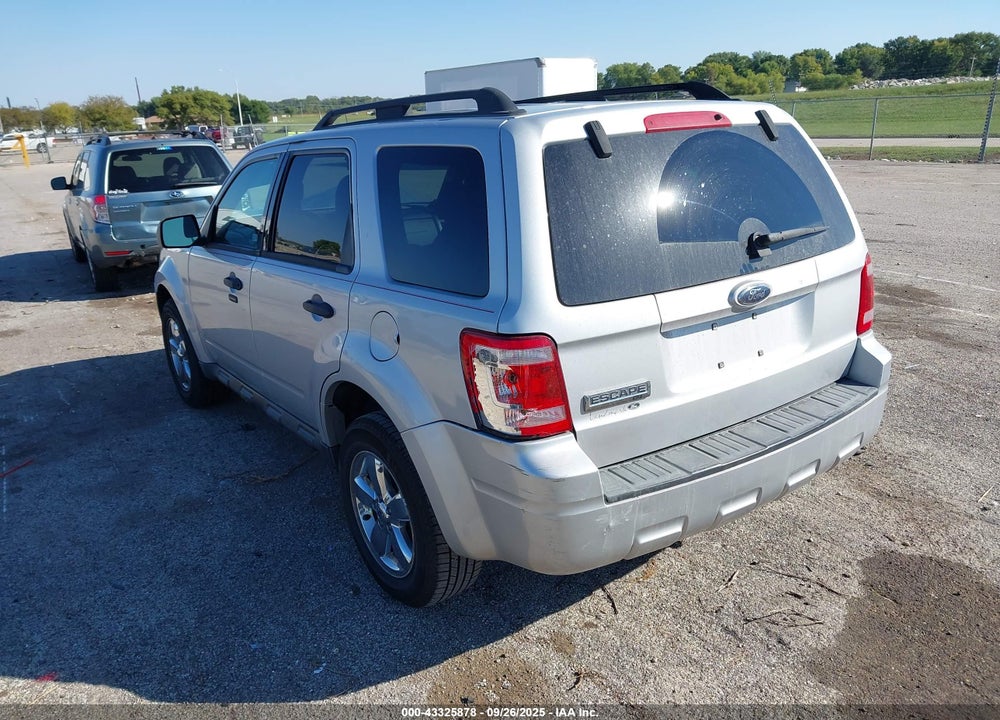 2009 FORD ESCAPE XLT VIN: 1FMCU03G39KC99913