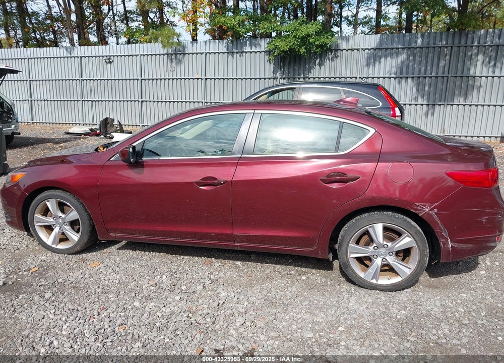 2013 ACURA ILX VIN: 19VDE1F50DE010366