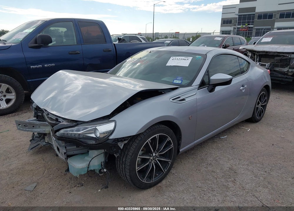 2020 TOYOTA 86 GT VIN: JF1ZNAE16L8753009