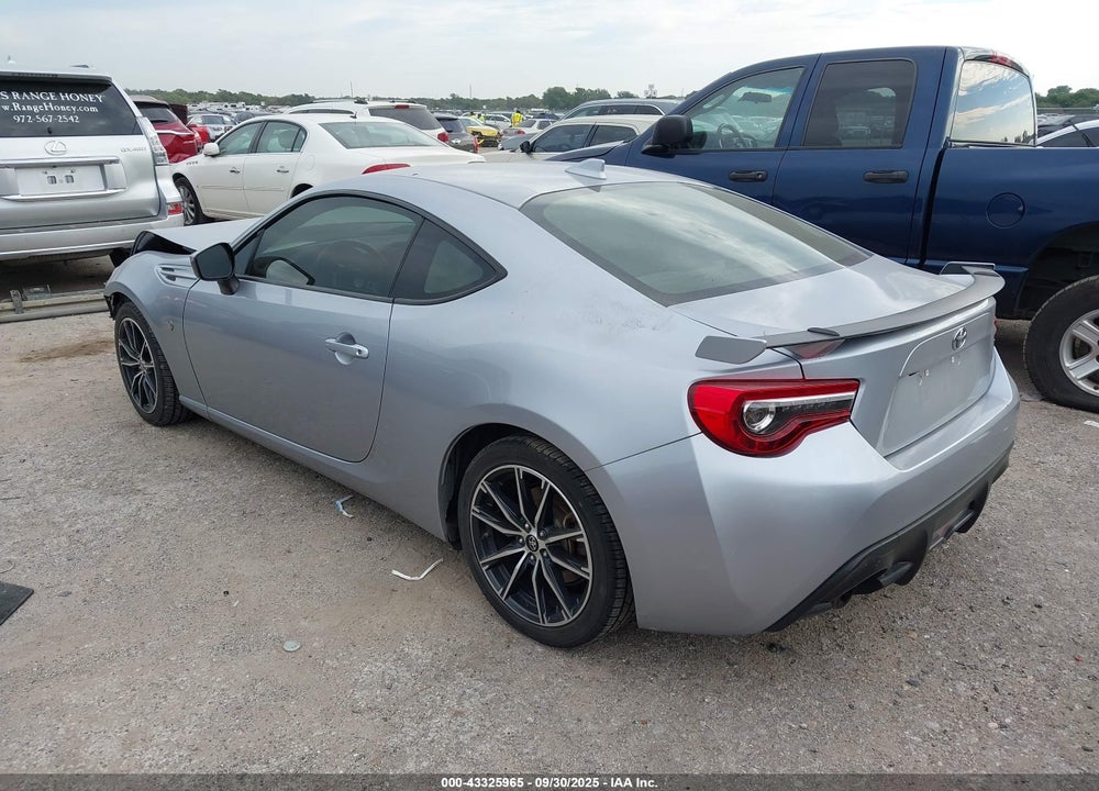 2020 TOYOTA 86 GT VIN: JF1ZNAE16L8753009