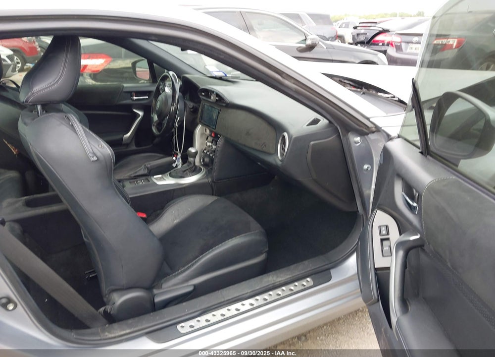2020 TOYOTA 86 GT VIN: JF1ZNAE16L8753009