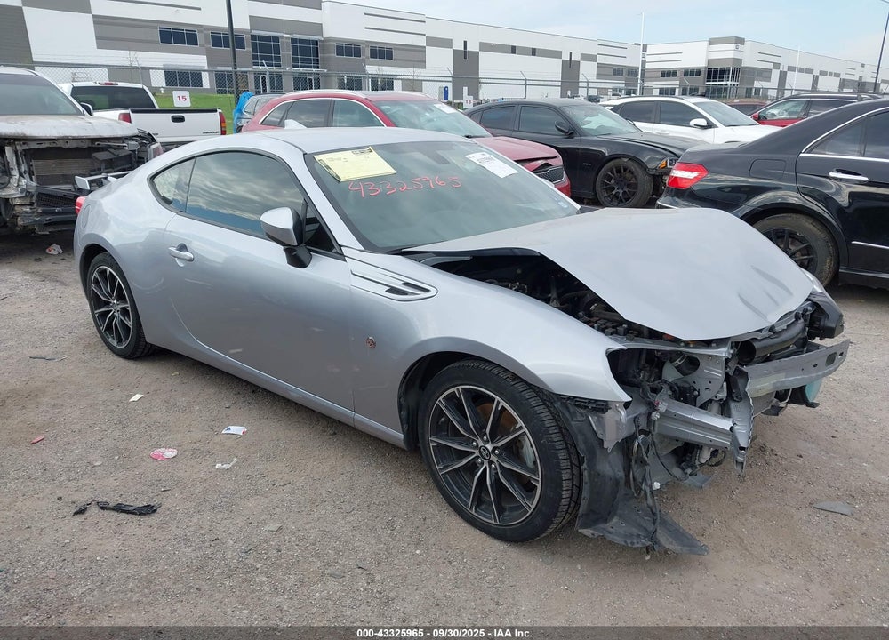 2020 TOYOTA 86 GT VIN: JF1ZNAE16L8753009