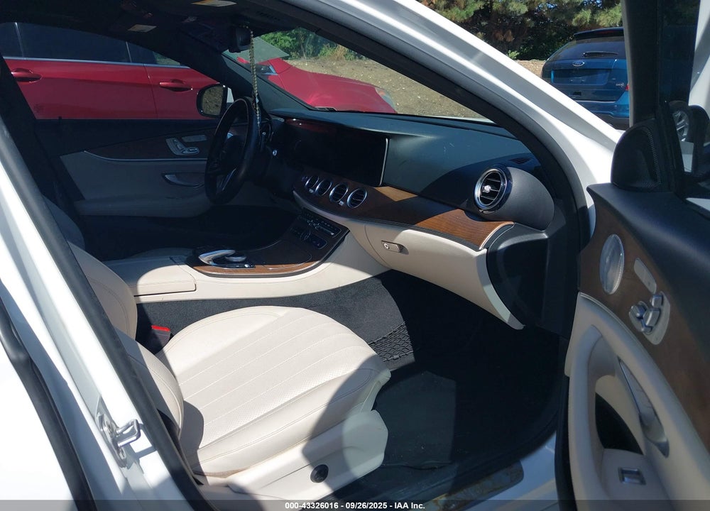 2020 MERCEDES-BENZ E-CLASS VIN: W1KZF8EB5LA814082