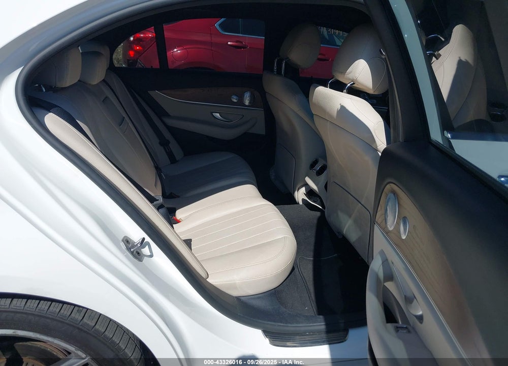 2020 MERCEDES-BENZ E-CLASS VIN: W1KZF8EB5LA814082