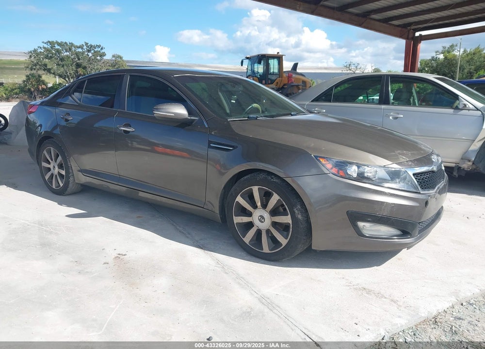 2011 KIA OPTIMA EX VIN: KNAGN4A79B5072630