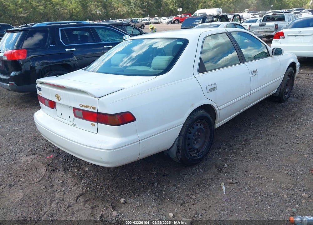 1997 TOYOTA CAMRY LE V6 VIN: 4T1BF22K5VU922079