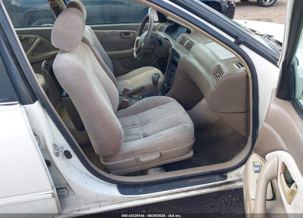 1997 TOYOTA CAMRY LE V6 VIN: 4T1BF22K5VU922079