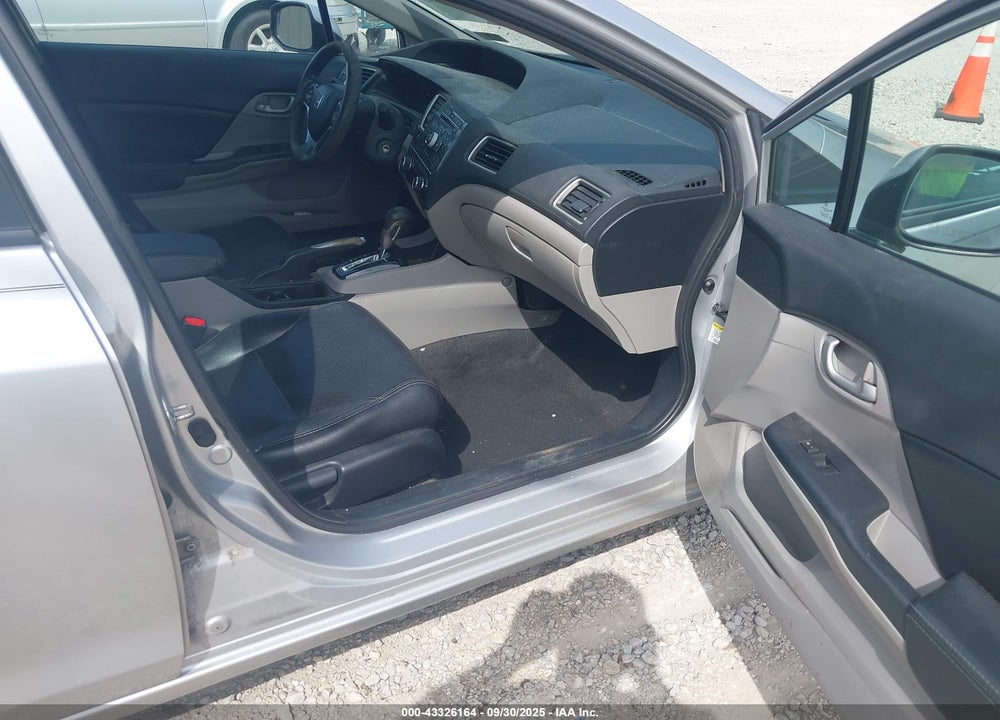 2013 HONDA CIVIC VIN: 19XFB2F50DE043091