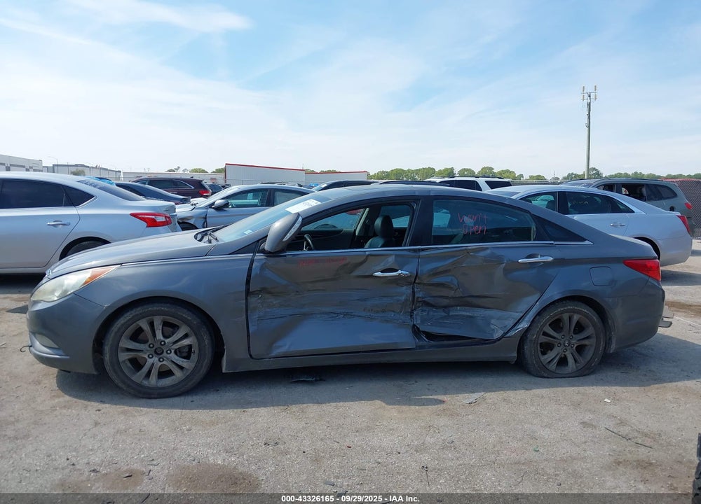 2011 HYUNDAI SONATA LIMITED VIN: 5NPEC4AC5BH081225