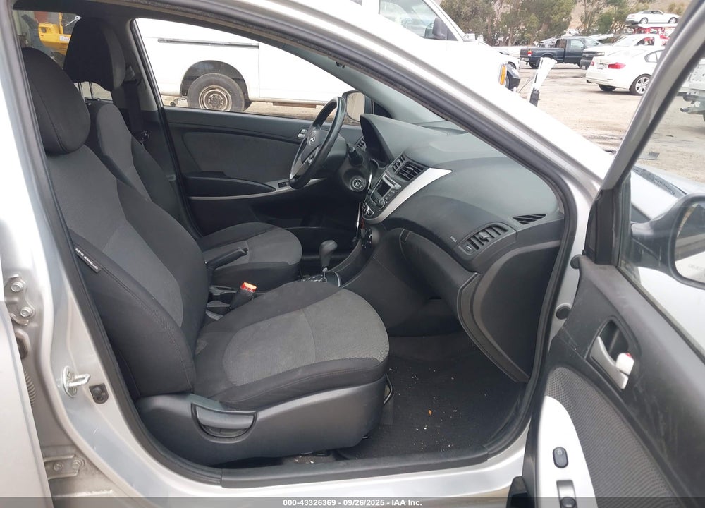 2014 HYUNDAI ACCENT VIN: KMHCT5AE6EU193102