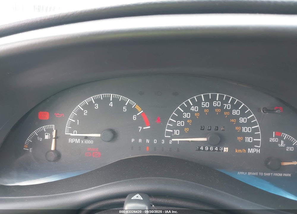 2003 PONTIAC GRAND PRIX GT VIN: 1G2WP52K63F149102