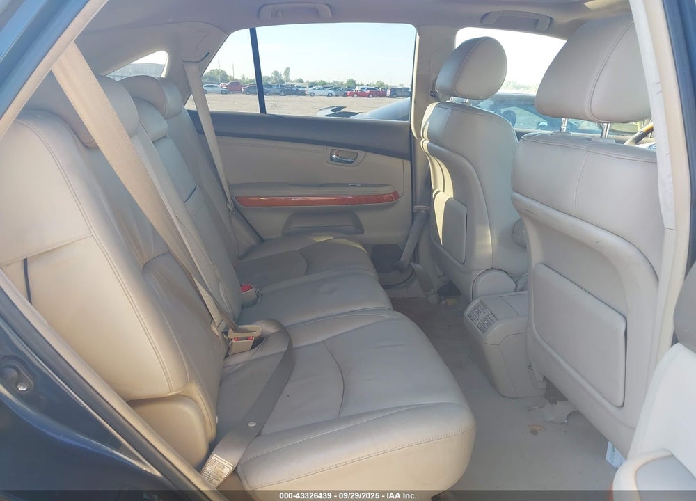 2005 LEXUS RX 330 VIN: 2T2GA31U85C020682