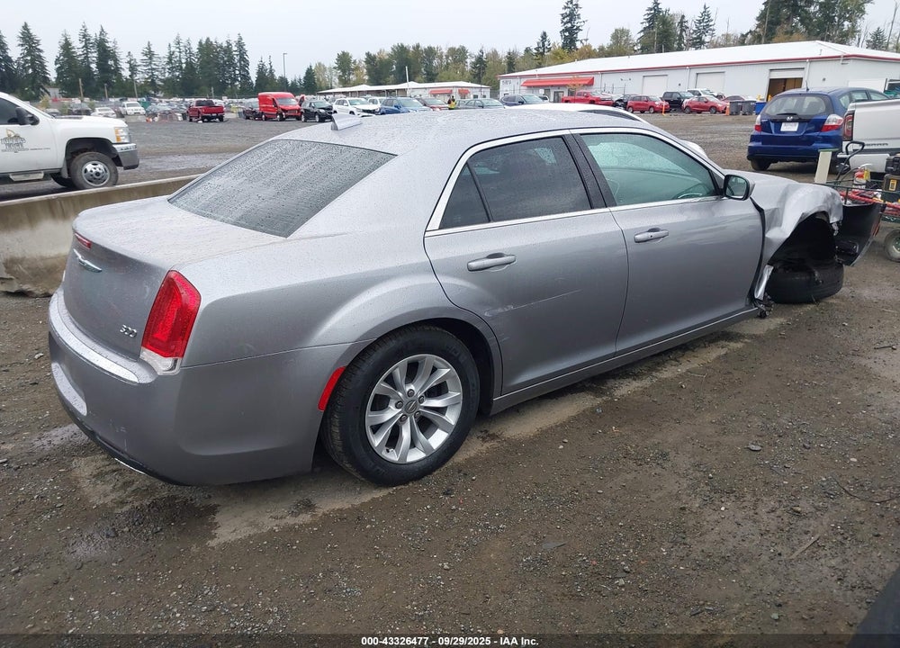 2016 CHRYSLER 300 LIMITED VIN: 2C3CCAAG4GH219513