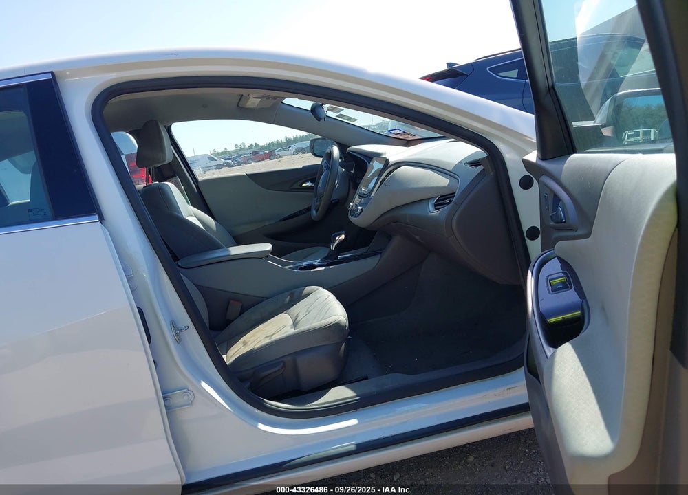 2022 CHEVROLET MALIBU FWD LT VIN: 1G1ZD5ST2NF174987