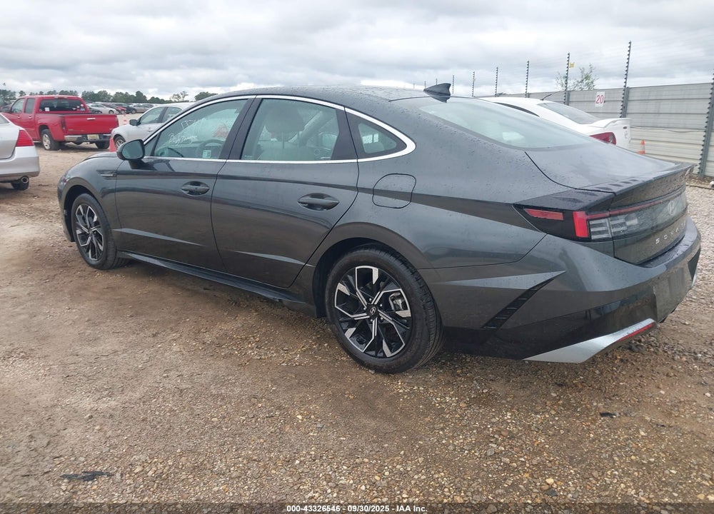 2025 HYUNDAI SONATA VIN: KMHL64JA4SA441228