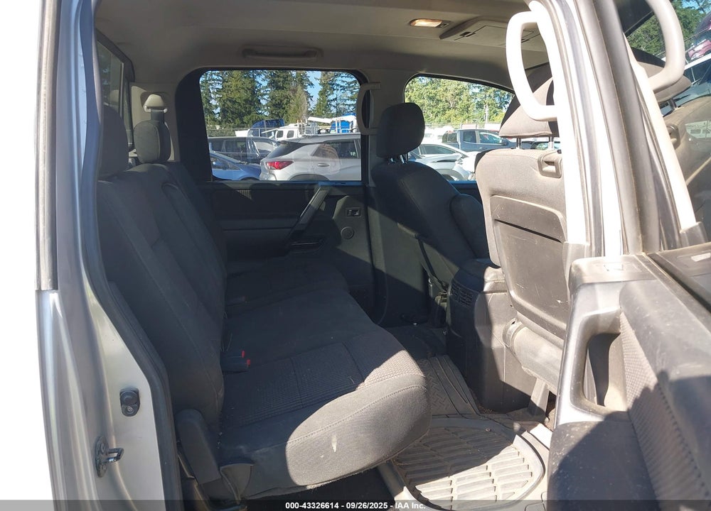 2008 NISSAN TITAN SE VIN: 1N6AA07D38N323108