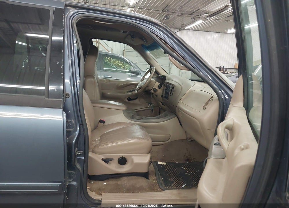 1998 FORD EXPEDITION EDDIE BAUER/XLT VIN: 1FMPU18L4WLB30020