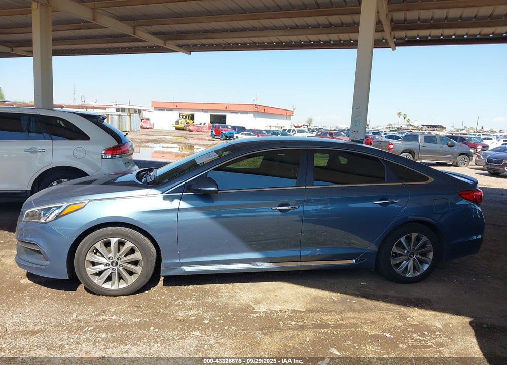 2015 HYUNDAI SONATA VIN: 5NPE34AF8FH215449