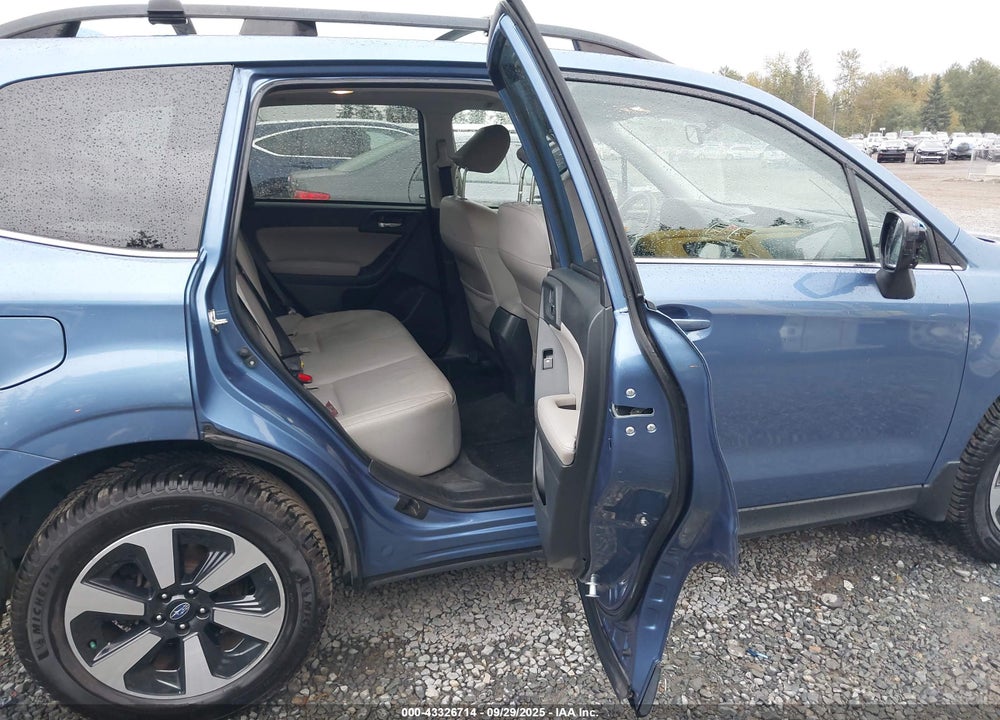 2017 SUBARU FORESTER VIN: JF2SJAJC1HH533297