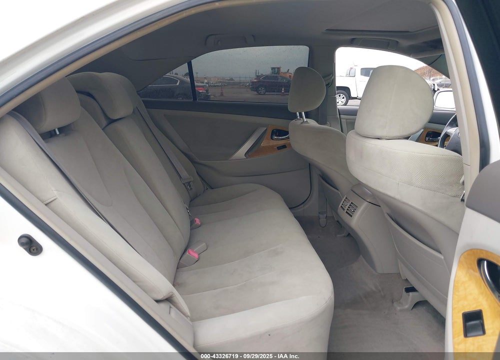 2007 TOYOTA CAMRY XLE VIN: JTNBE46K373001061
