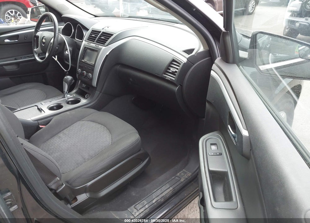 2010 CHEVROLET TRAVERSE VIN: 1GNLRFED4AJ196402